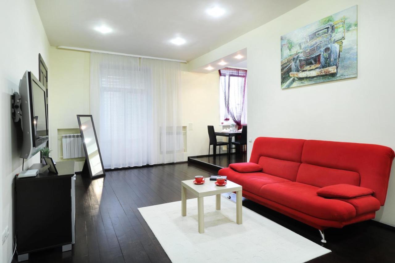 Paulmarie Apartments On Lenina Avenue ホメリ エクステリア 写真