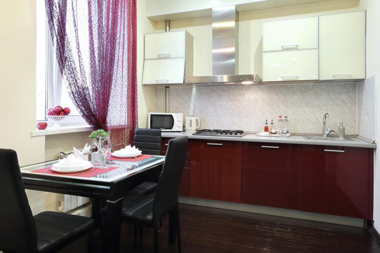 Paulmarie Apartments On Lenina Avenue ホメリ エクステリア 写真